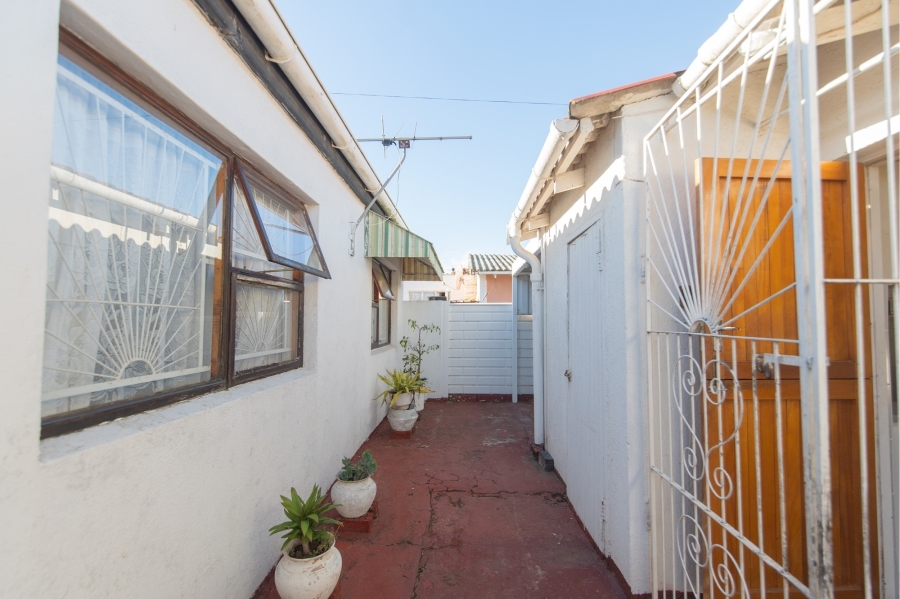 3 Bedroom Property for Sale in West End Eastern Cape